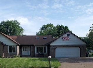 635 Lakebrook Dr, Evansville, IN 47711
