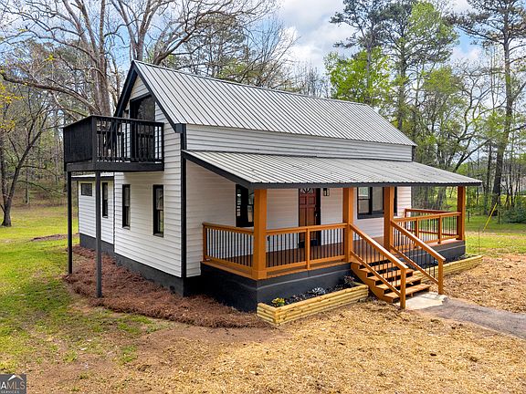 3rd image of 510 Mount Zion Rd