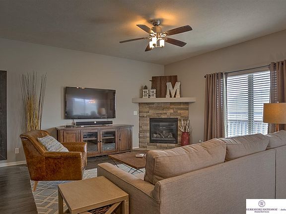 5th image of 4803 N 175th St