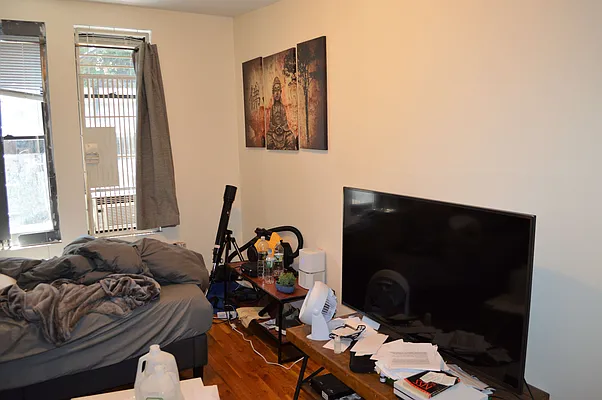 Rented by OvCo Realty | media 3