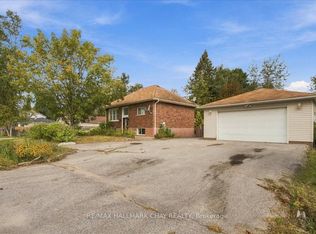 848 Lebanon Dr, Innisfil, ON L9S2C4