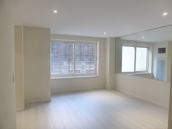 2nd image of 106 Central Park S APT 18O