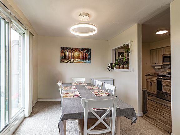 5th image of 1475 Rebecca Dr APT 422