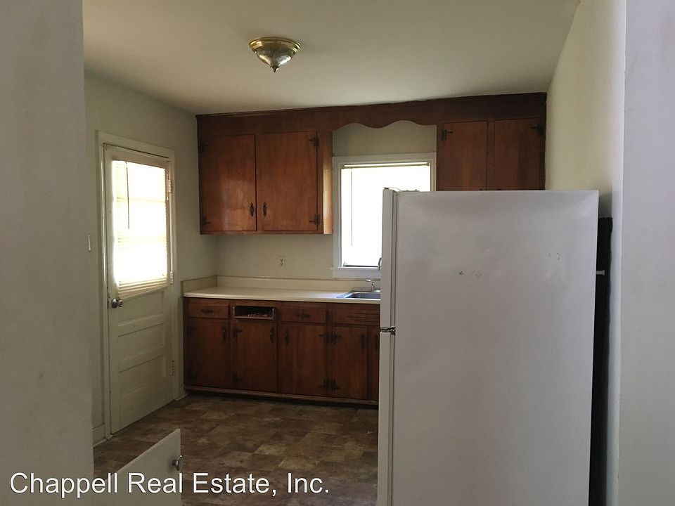 2nd image of 9322 Halls Run Rd