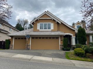 19655 NE 44th Pl, Sammamish, WA 98074