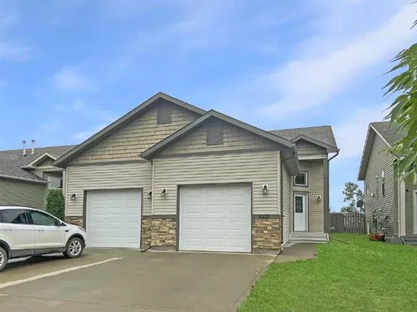 11225 69th Ave, Grande Prairie, AB T8W 0E1