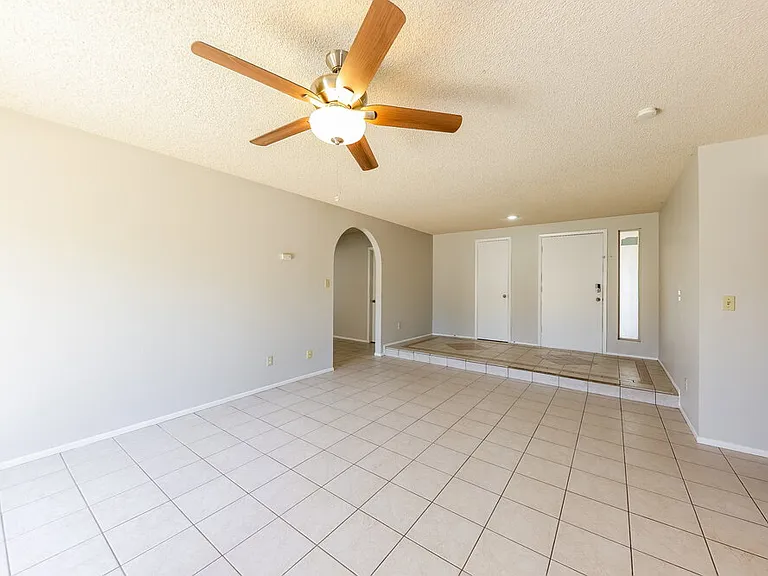 4323 W Piute Ave — Photo 4