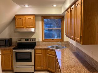 124 Caroline Ave FLOOR 3, Syracuse, NY 13209