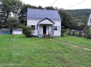 10 Columbus Cir, Mocanaqua, PA 18655