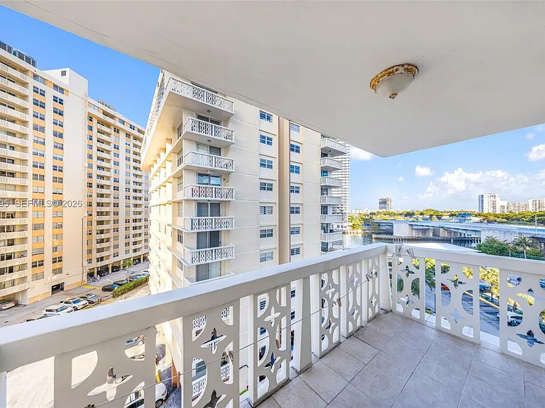 1825 S Ocean Dr #708 — Photo 23