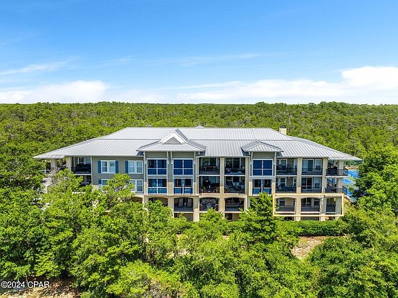 2nd image of 1732 W County Highway 30a Unit 201R