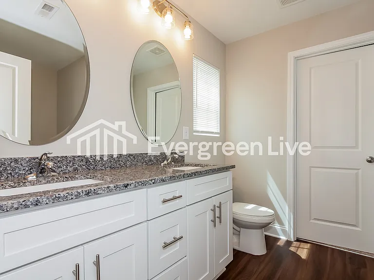 8537 Colgate Cir — Photo 9
