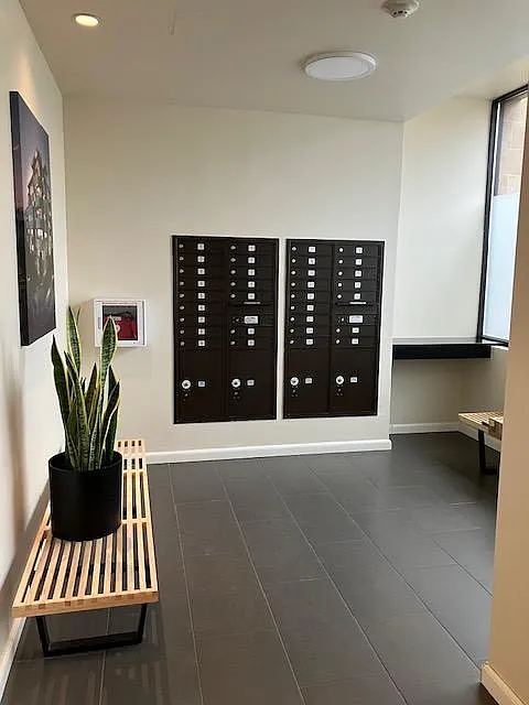 Foyer/Mailbox - 5803 24th Ave NW #43