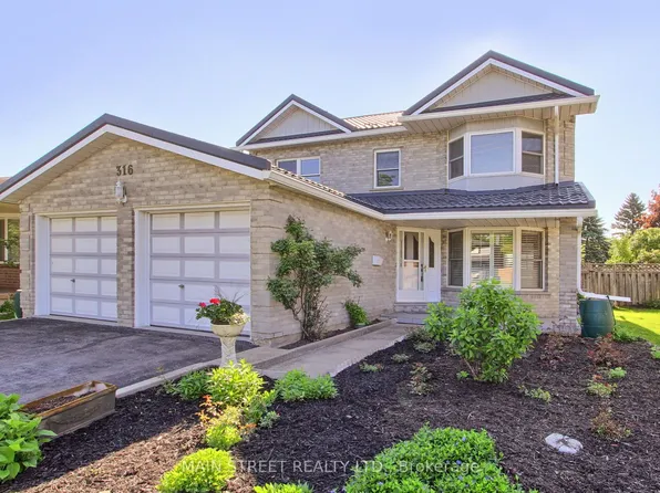 316 Biehn Dr, Kitchener, ON N2R 1C7