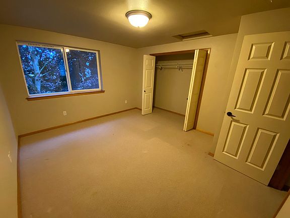 5th image of 939 N 105th St Unit C