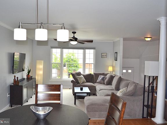 3rd image of 6832 Kerrywood Cir