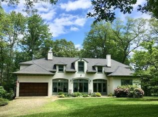 6 Pleasant St #0, Dover, MA 02030