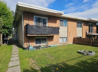 5912 Bowness Rd NW #3, Calgary, AB T3B 0C6