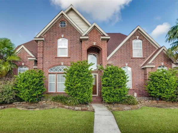 4431 Green Tee Dr, Baytown, TX 77521