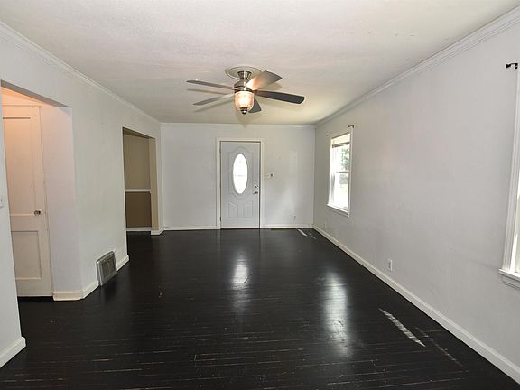 5th image of 1214 Woodlawn Blvd