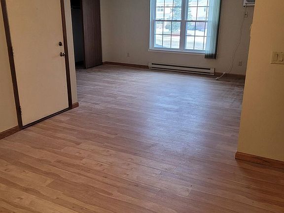 4th image of 2228 Sylvan Way Unit 6