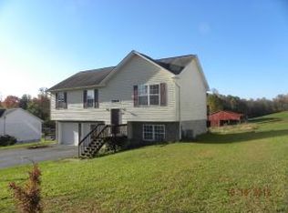 506 Nunley Dr, Johnson City, TN 37604