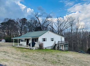 1221 Brady Rd, Newport, TN 37821