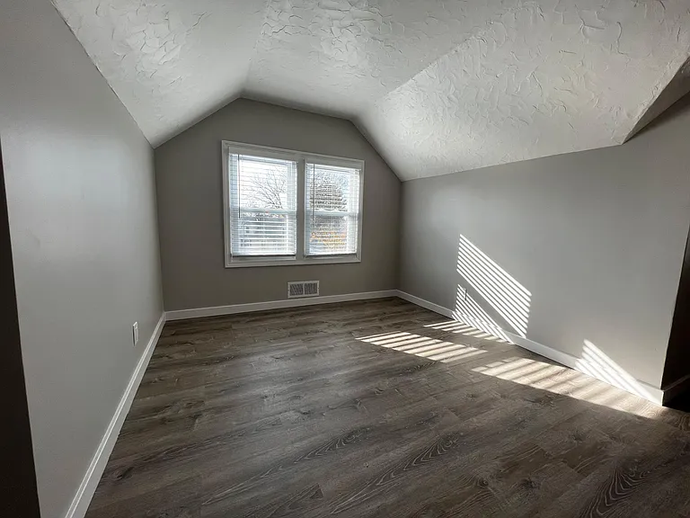 5043 N Barton Rd — Photo 5
