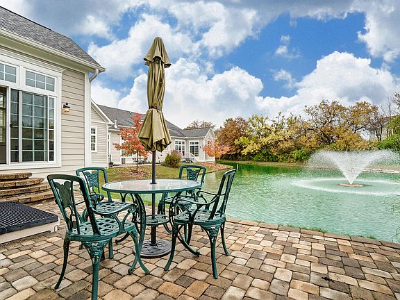 4th image of 6856 Beltain Ln
