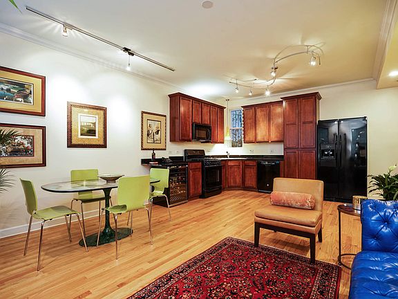 Living Room / Dining Room