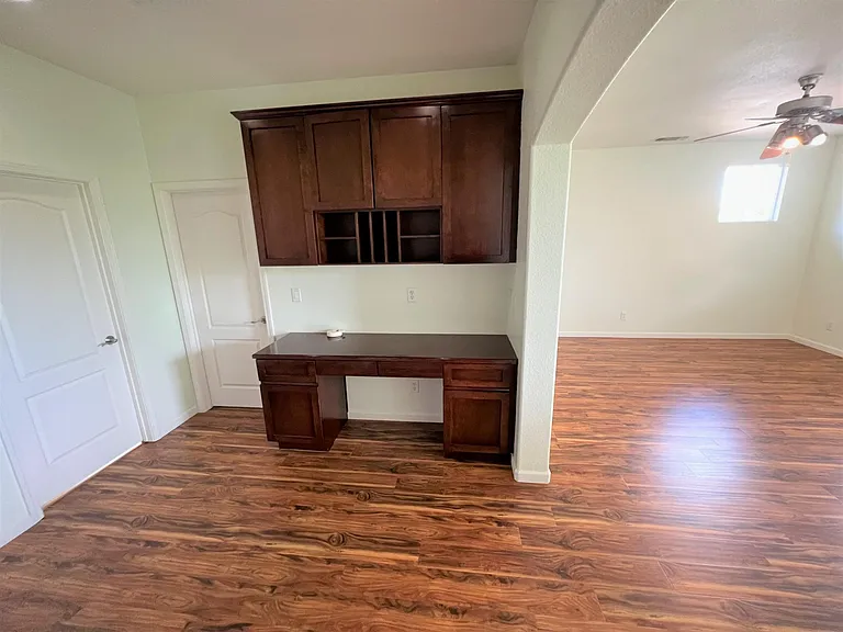871 Trehowell Dr — Photo 25