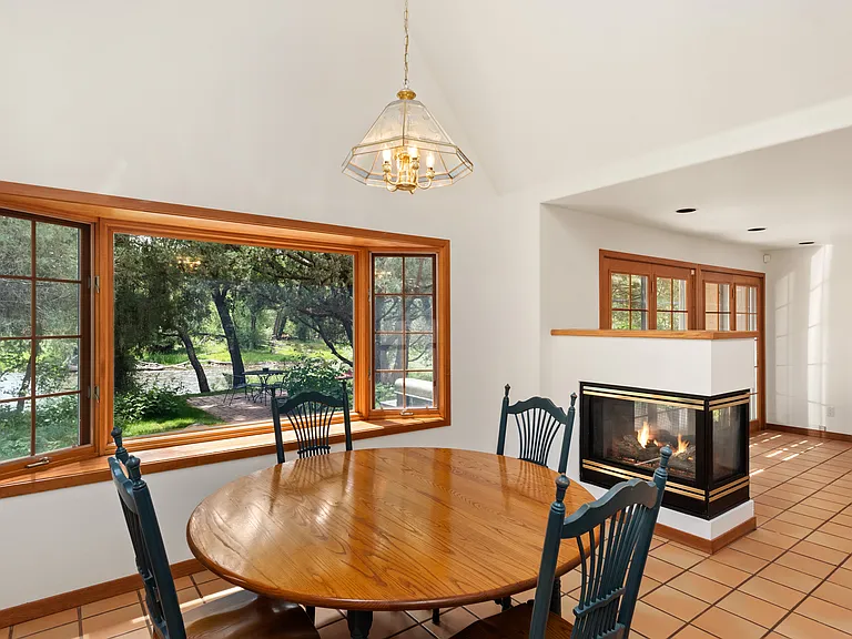 180 River Oaks Ln — Photo 14