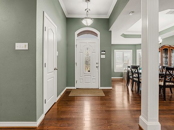 3rd image of 6903 87th St