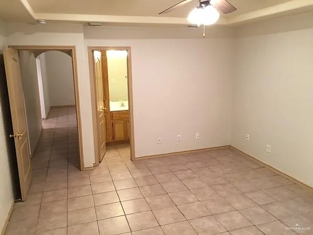 710 S Dfw Dr — Photo 8