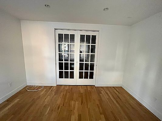 1st image of 259 19th St #1