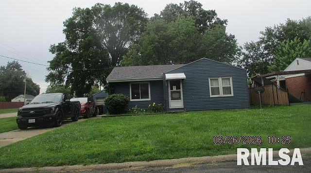 1st image of 624 E Wilson Ave