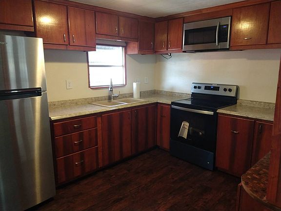 3rd image of 2809 Backiel Dr #31