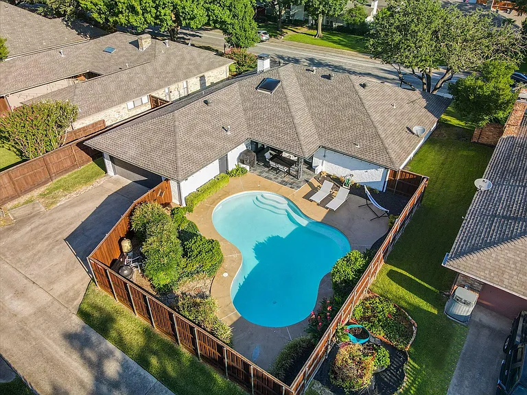 7414 Authon Dr — Photo 38
