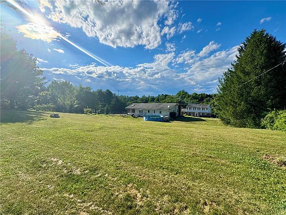 3rd image of 5054 Mill Rd