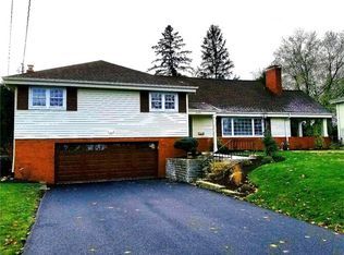 2449 Broadlawn Dr, Pittsburgh, PA