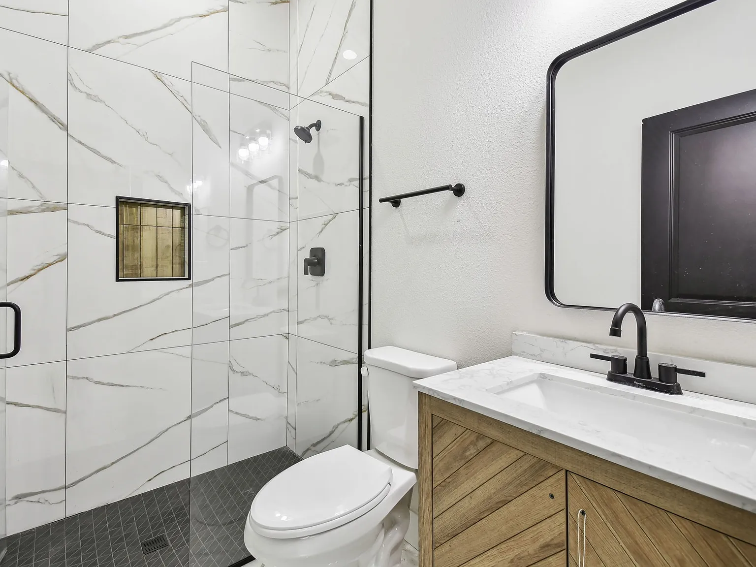 1 bed, 600 sqft, $1,675 — Photo 4