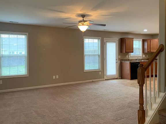 3rd image of 3317 Sweet Clover Ln