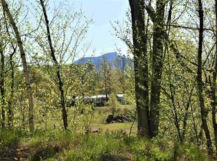 6 Hill St, Waterbury, VT 05676