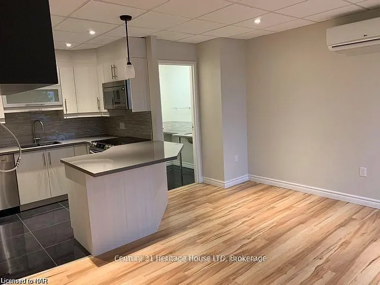 238 Bertie St #2 — Photo 2