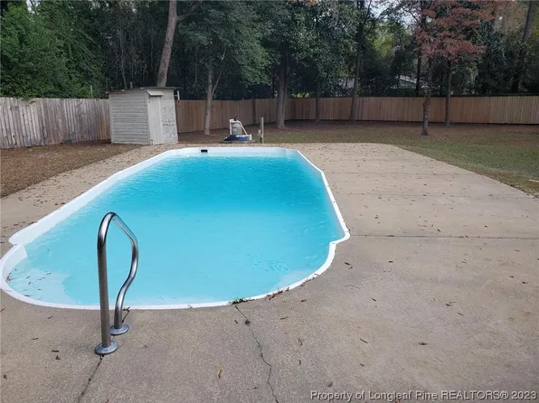 503 Vista Dr, Fayetteville, NC 28305