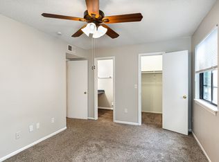 8519 Parallel Pkwy, Kansas City, KS 66112