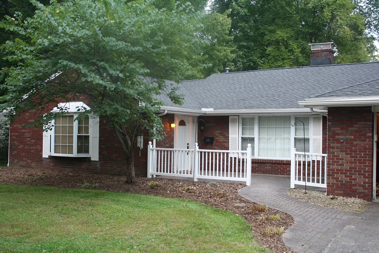 4115 Lockwood Blvd photo 1
