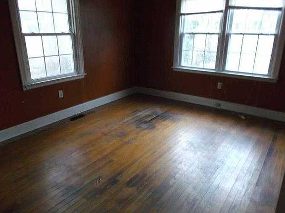 bedroom main level