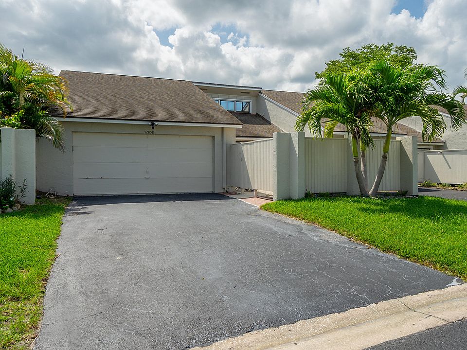 1st image of 12858 Spinnaker Lane