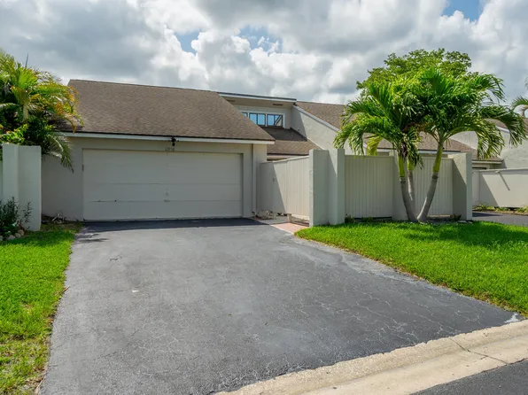 12858 Spinnaker Lane, Wellington, FL 33414